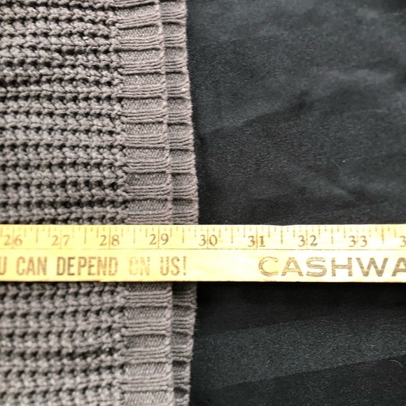 GAP Women's Gray Button-Up Sweater - Picture 7 of 11